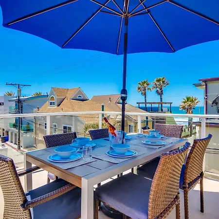 B5134 Nautical Beach House